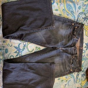 Denin women’s 7 for all mankind jeans